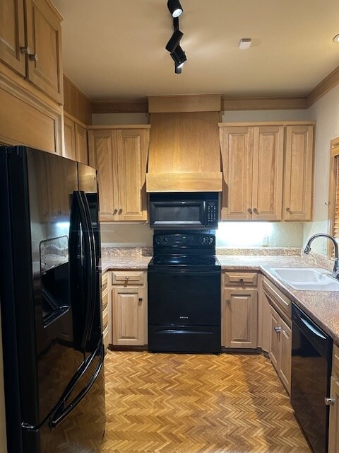 Building Photo - 4112 Coletta Dr