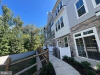 Building Photo - 10106 Donatello Dr