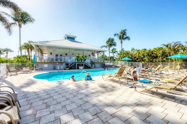 Building Photo - 13513 Gasparilla Rd