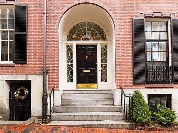 Building Photo - 14 Chestnut St
