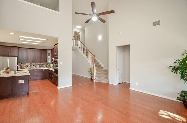 Building Photo - 406 Sterling Heights Ln