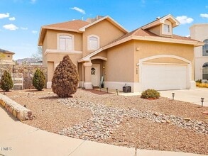 Building Photo - 7600 Plaza Redonda Dr