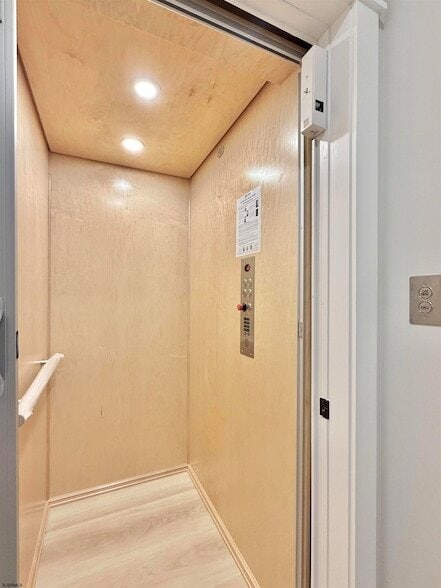 Building Photo - 100 S Frontenac Ave