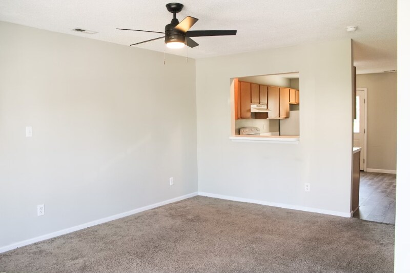 Building Photo - 1996 W Brandymill Ln