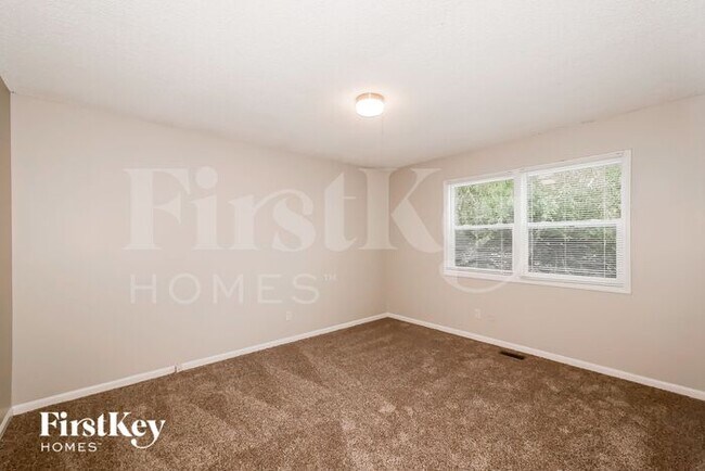 Building Photo - 9318 Kingsboro Cir