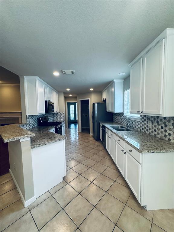 Building Photo - 6414 Canyon Pointe Ln