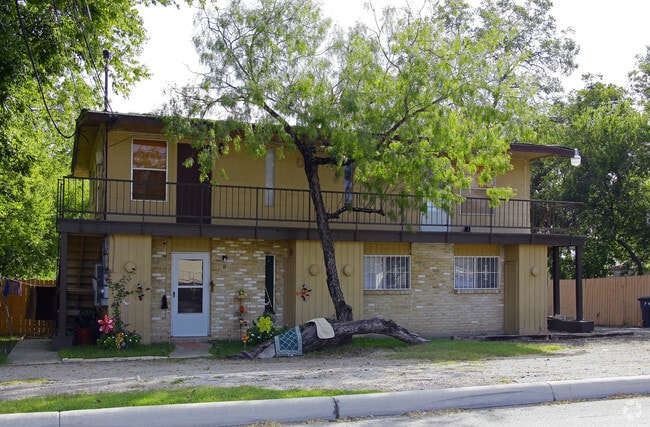 Building Photo - 3614 Neer Ave