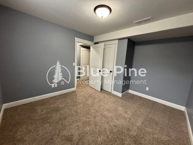 Building Photo - 6020 Bryson Ln