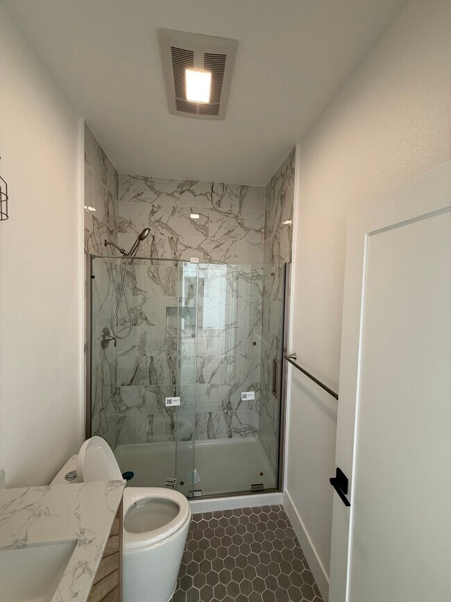 Building Photo - 11483 Delano St