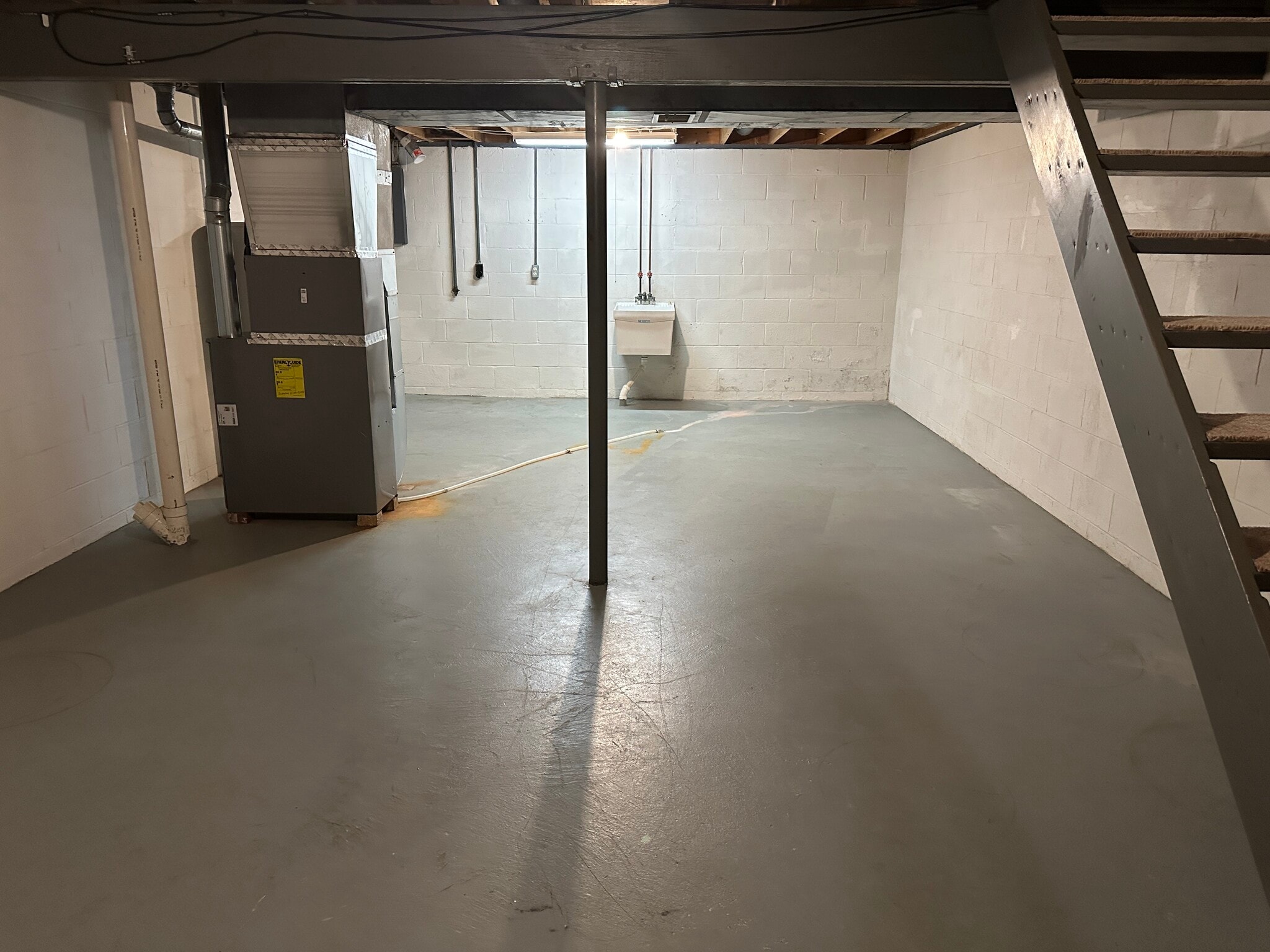 Building Photo - 3169 W 40th St