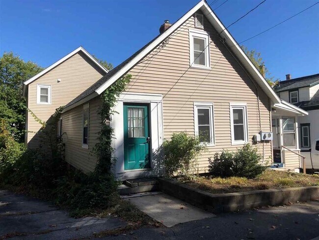 Primary Photo - 72 N Spring St