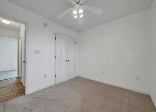 Building Photo - 109 Cabana Way