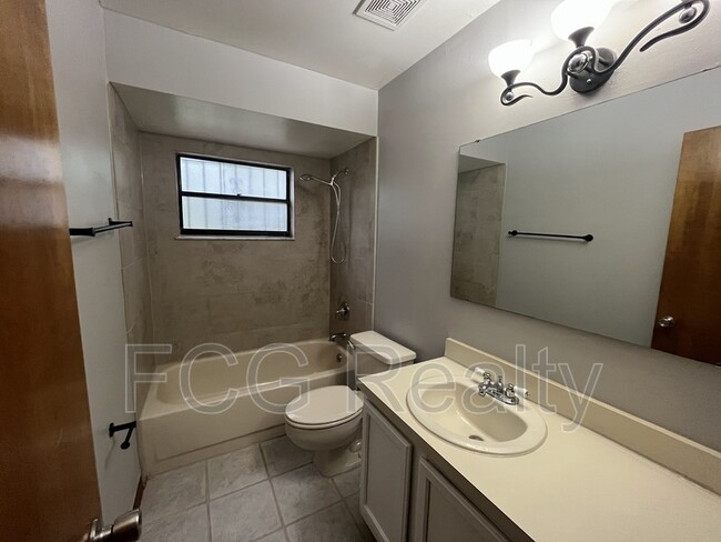 Building Photo - 3701 Martin St