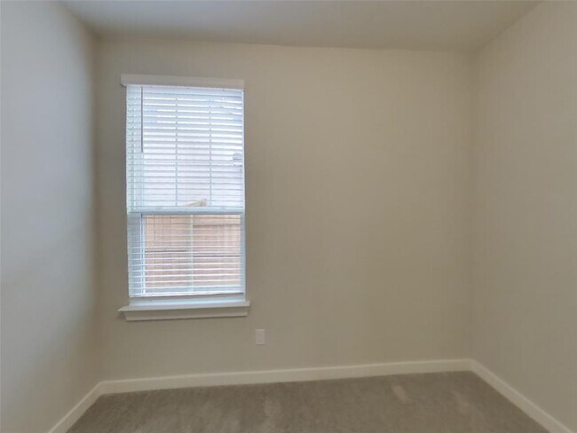 Building Photo - 1624 Mexican Heather Dr