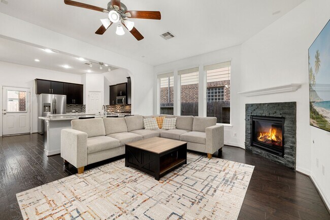 Building Photo - 10507 Angeline Springs Ln