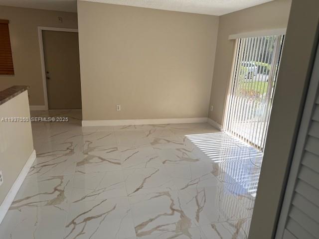 Building Photo - 425 NW 210th St