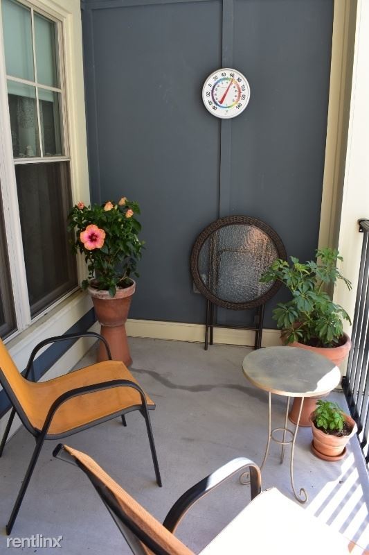 Building Photo - 215 Promenade Vista Street