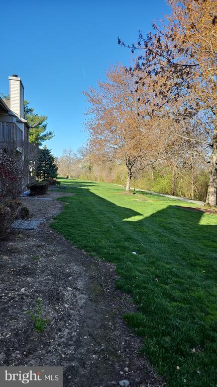 Building Photo - 909 Ravens Crest Dr