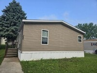 Building Photo - 395 Starling Ln