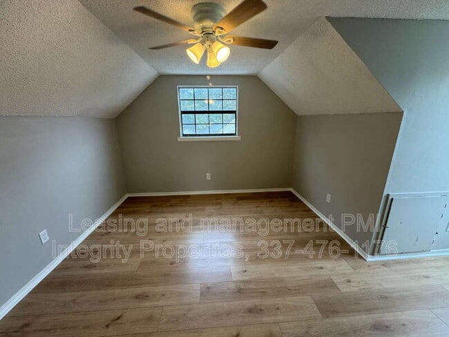 Building Photo - 409 Marseilles Dr