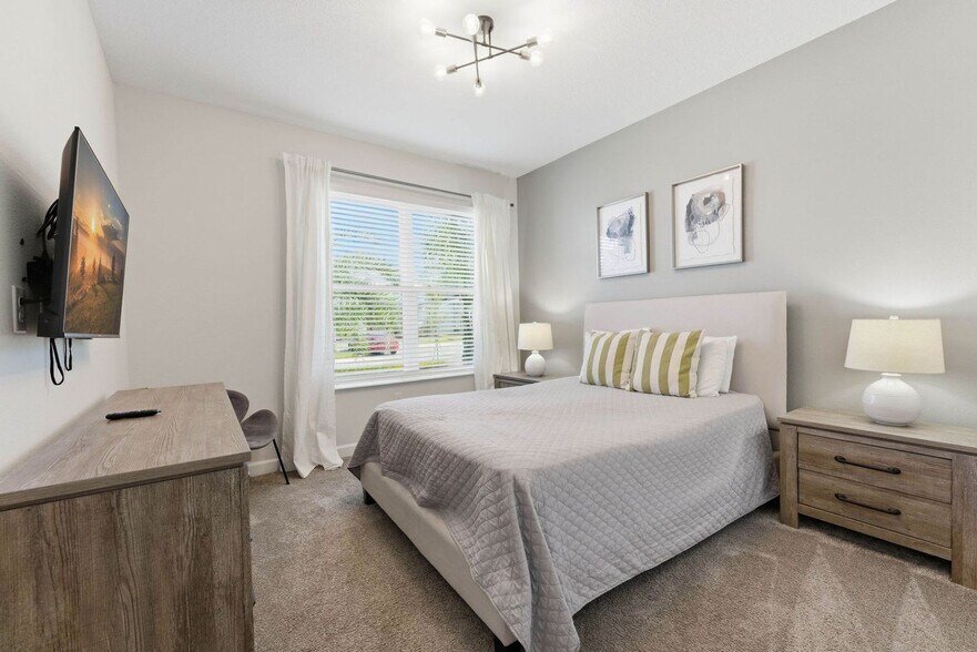 Building Photo - 770 Sticks St