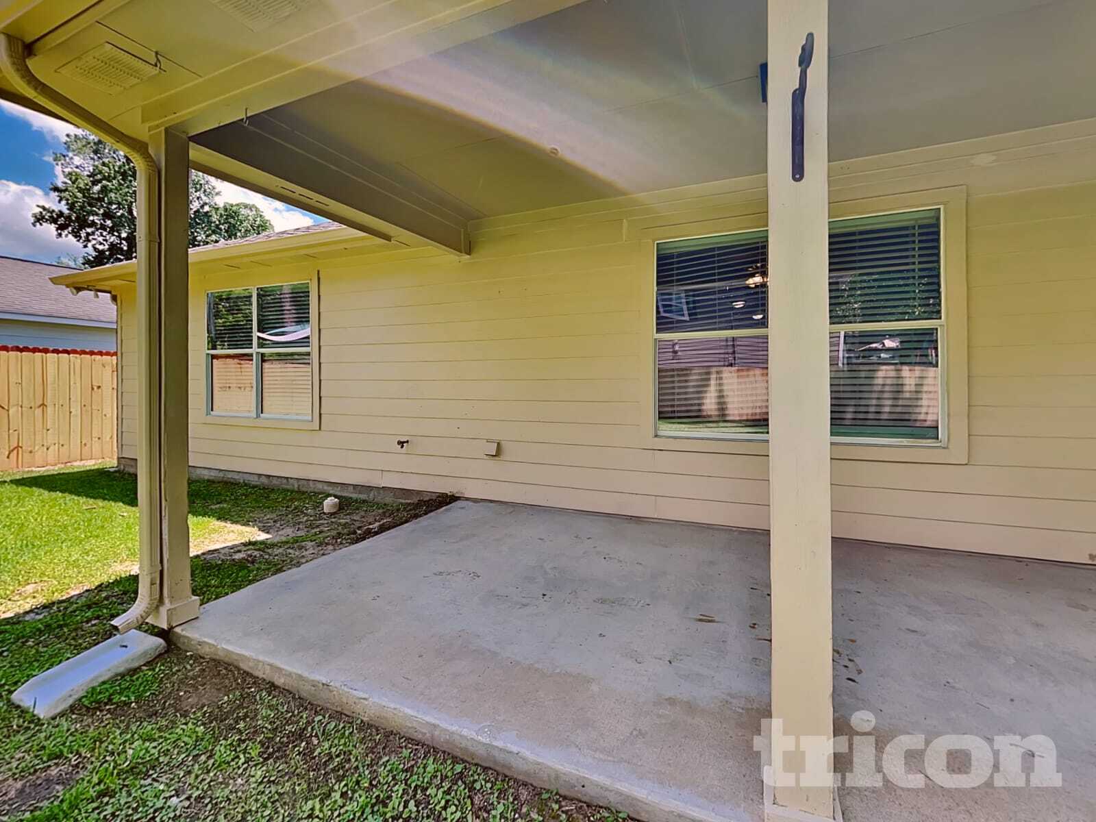 Building Photo - 3126 Lake Breeze Ln