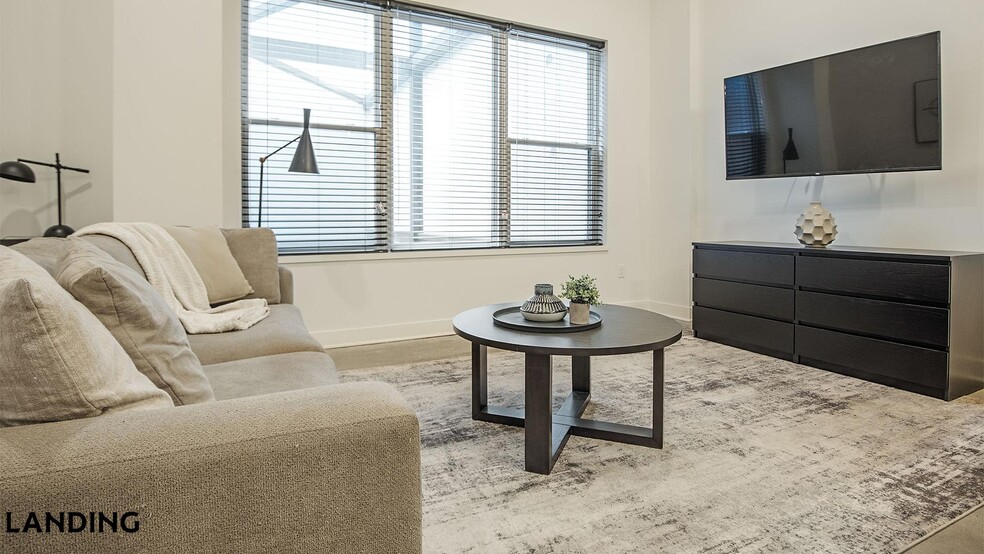 Building Photo - 300 S Broadway