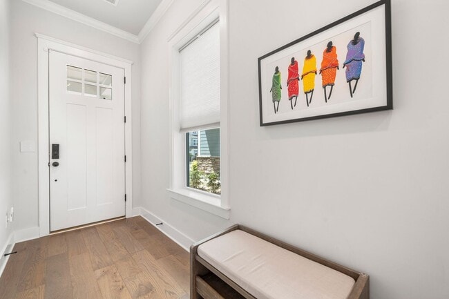 Building Photo - 2506 Lola Ave