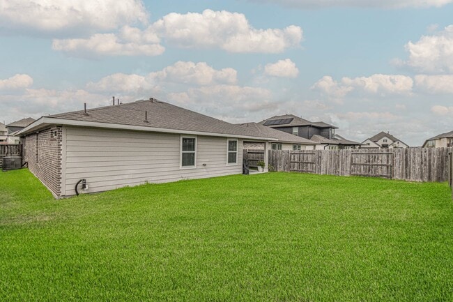Building Photo - 13009 Oleander Bay Ln