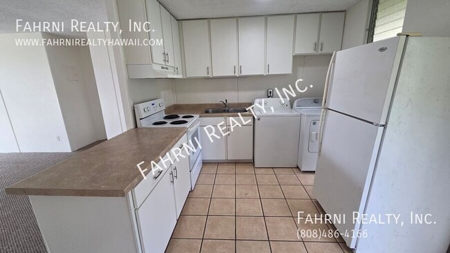 Building Photo - 95-2052 Waikalani Place B-207-