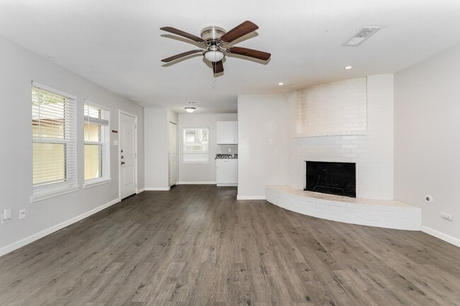 Building Photo - 24707 Wilderness Rd