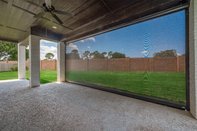 Building Photo - 24351 Dyer Hl Wy