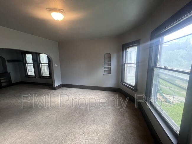 Building Photo - 2530 N 37th St