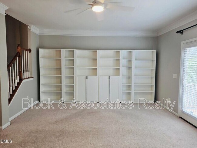 Building Photo - 124 Braeside Ct