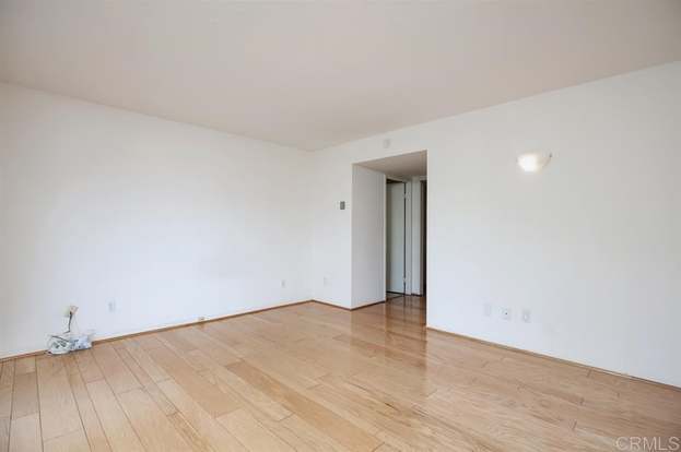Building Photo - 1250 Cave St