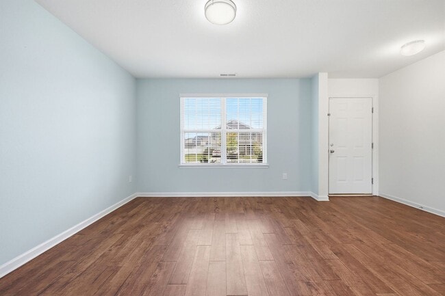Building Photo - 448 Botanical Ct
