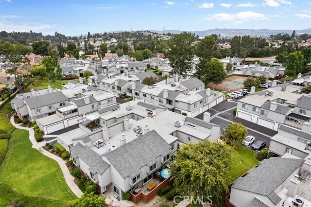 Building Photo - 1120 Cleghorn Dr