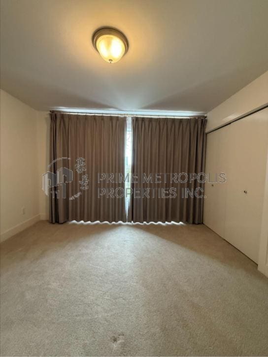 Building Photo - 2142 10th Ave W