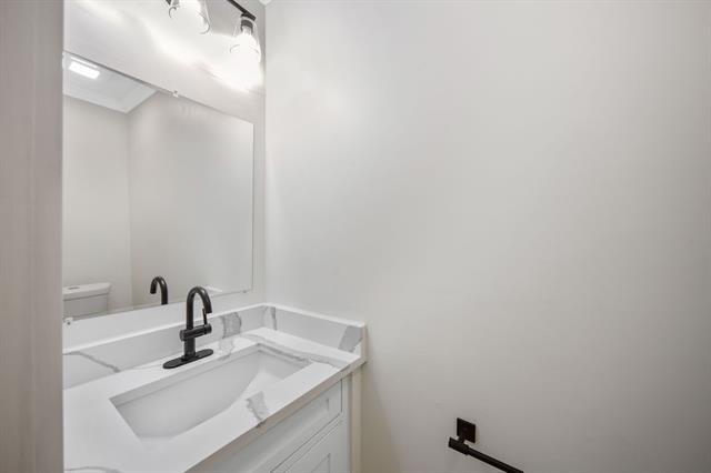 Building Photo - 5206 Vagas Dr
