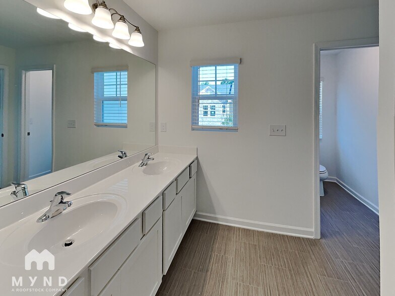 Building Photo - 1392 Ben Park Way
