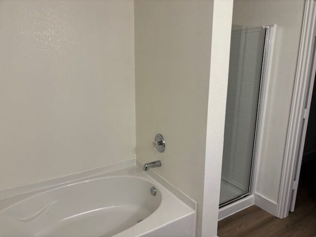 Building Photo - 803 Moss Glen Trail