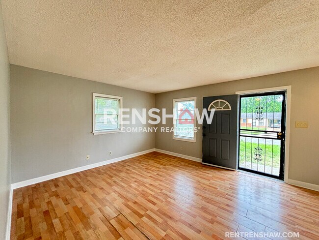 Building Photo - 3932 Dearborn St