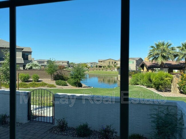 Building Photo - 4077 S Sabrina Dr