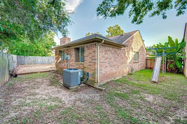 Building Photo - 3507 Cabin Pl