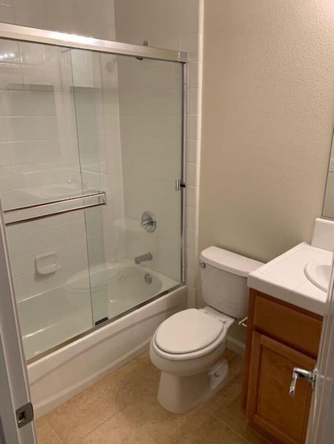 Building Photo - 3360 Maguire Way