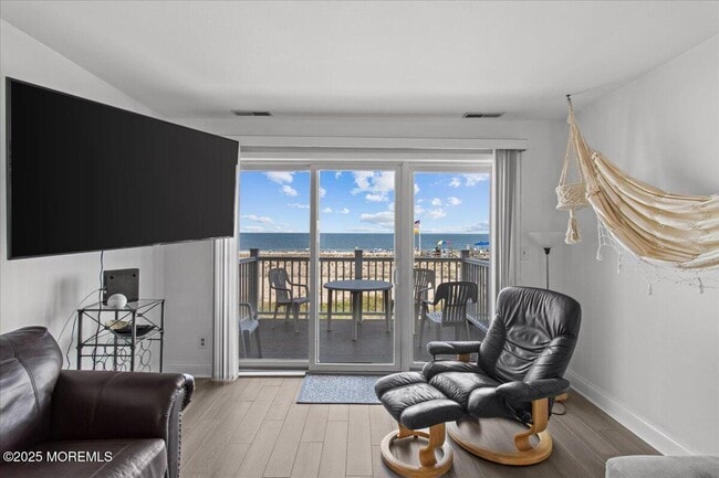 Building Photo - 30 Dune Terrace