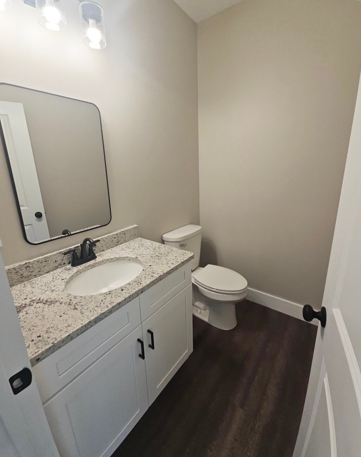 Building Photo - 1646 S Jefferson Ave