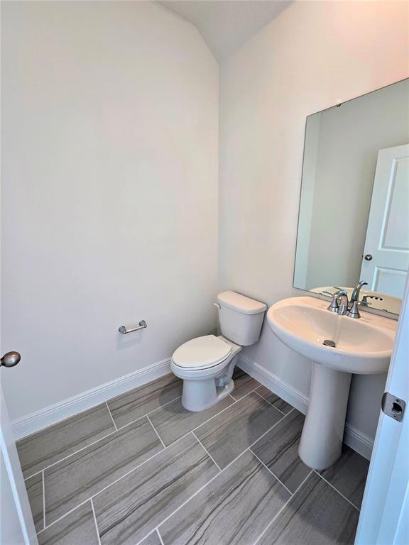 Building Photo - 2284 Hen Rd