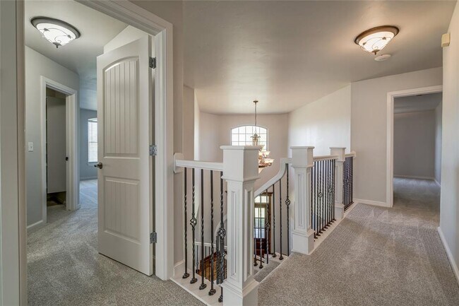 Building Photo - 22525 Lindy Terrace