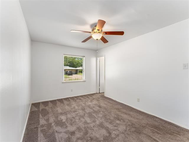Building Photo - 806 Wisteria Way